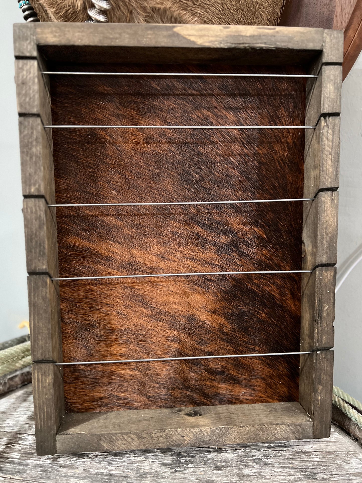 Pendant Holder 10