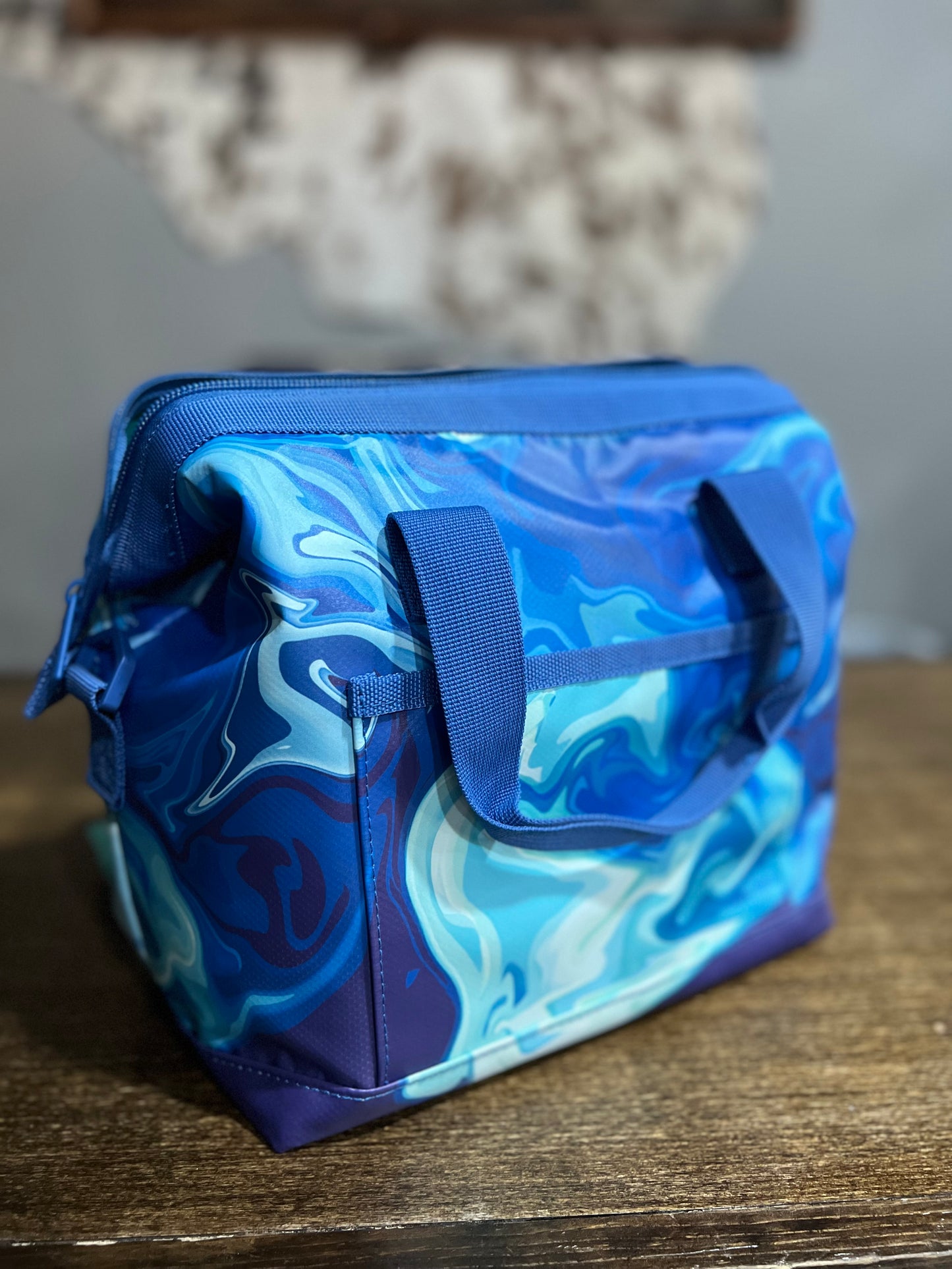 Swig Turquoise Waters Packi Lunch Box