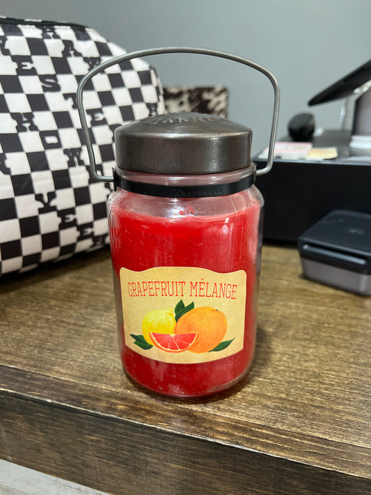 26oz Grapefruit Mélange McCall’s Candles