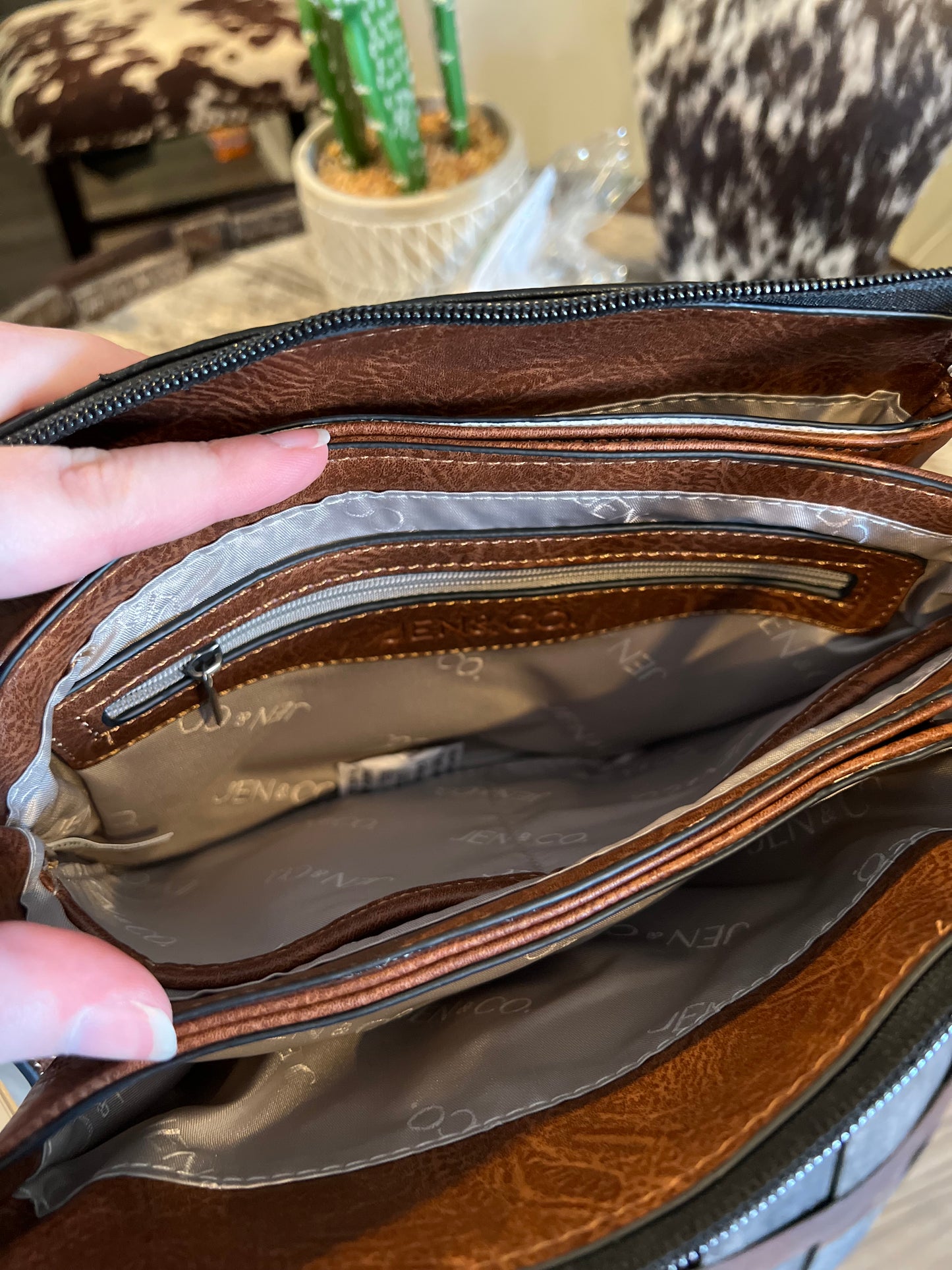 The Sabrina Black/Brown Crossbody
