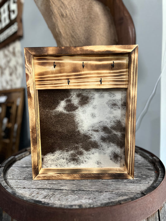 Cowhide Necklace Holder Variation 1