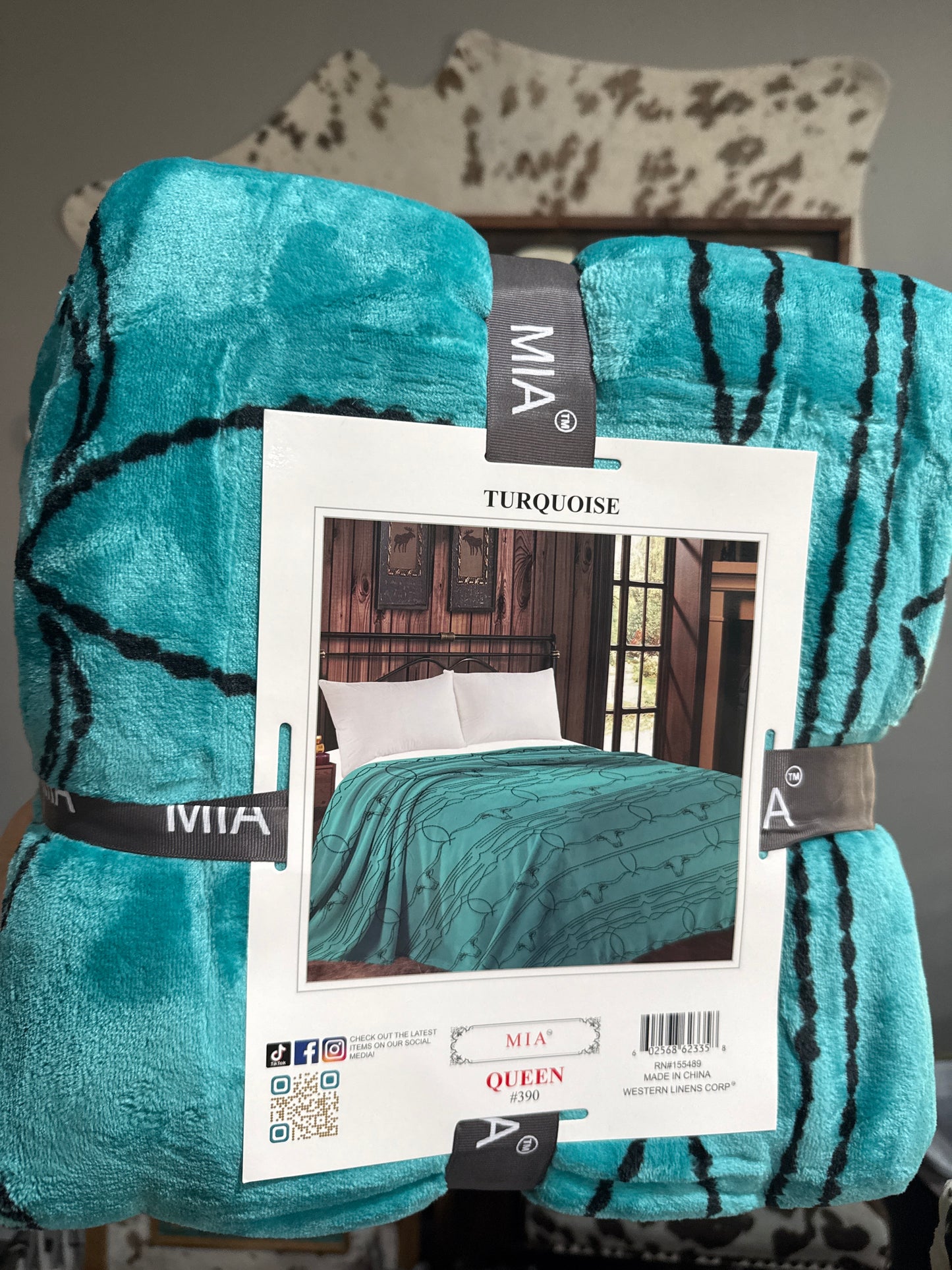 Turquoise Bootstitch Queen Blanket