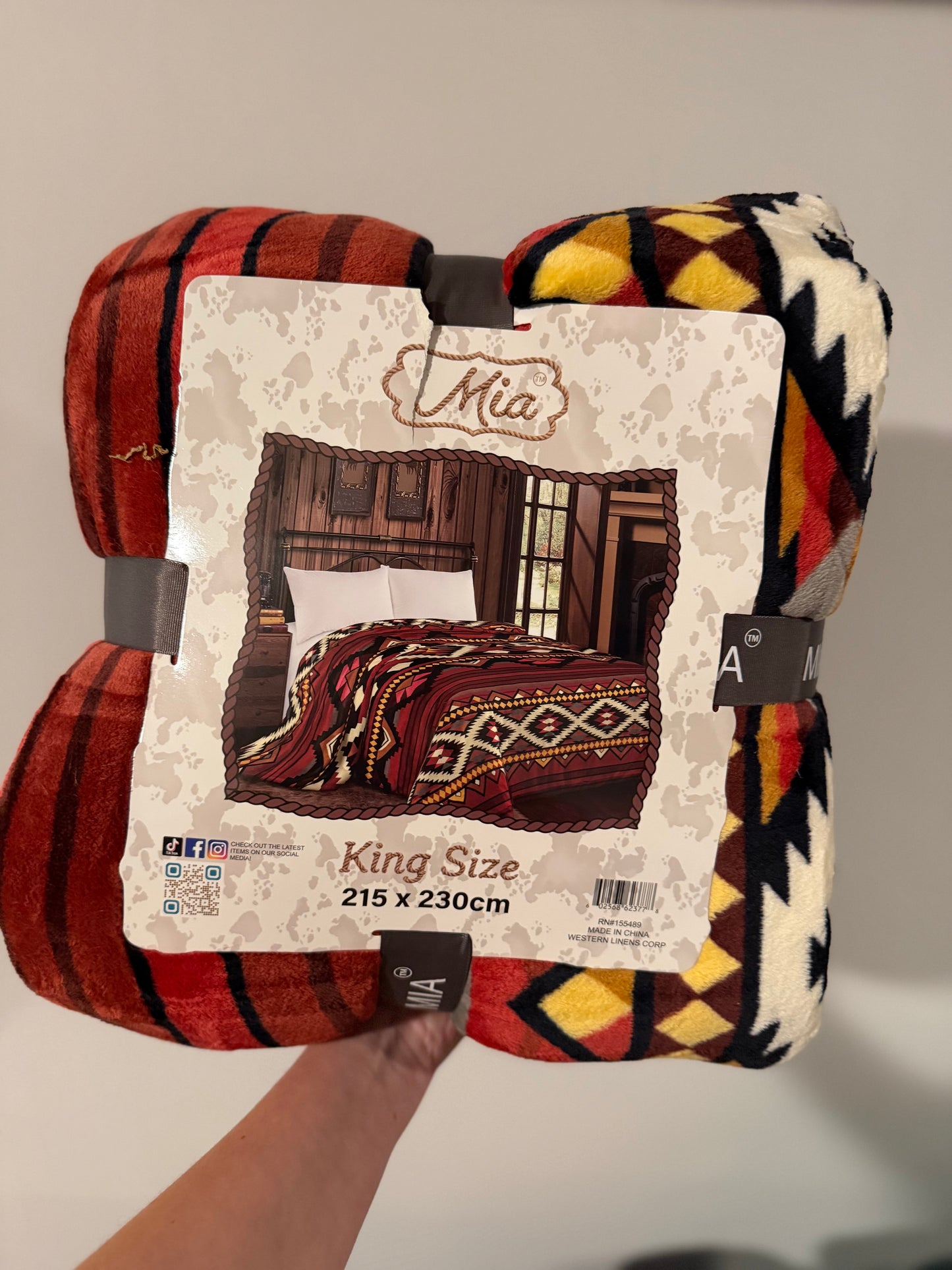 Red Aztec King Size Blanket