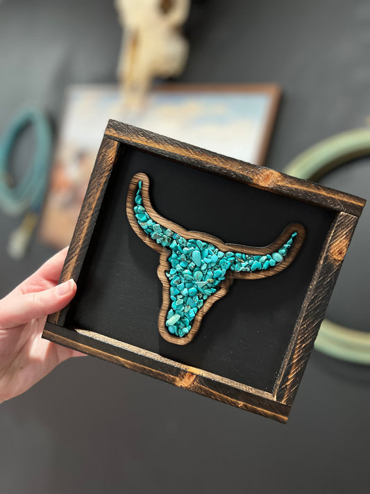 Small Longhorn Turquoise Chips Sitter