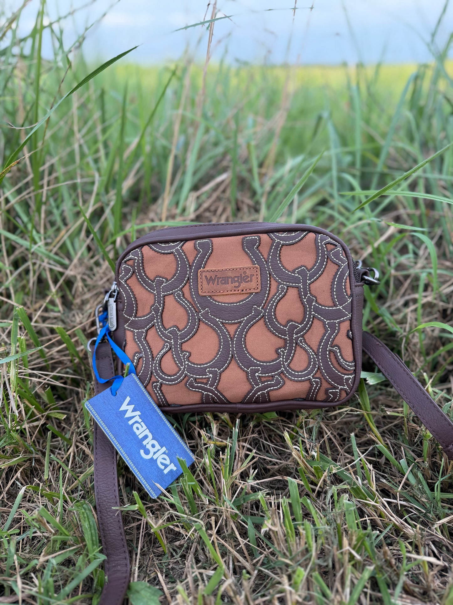 Wrangler Horseshoe Cutout Crossbody Bag