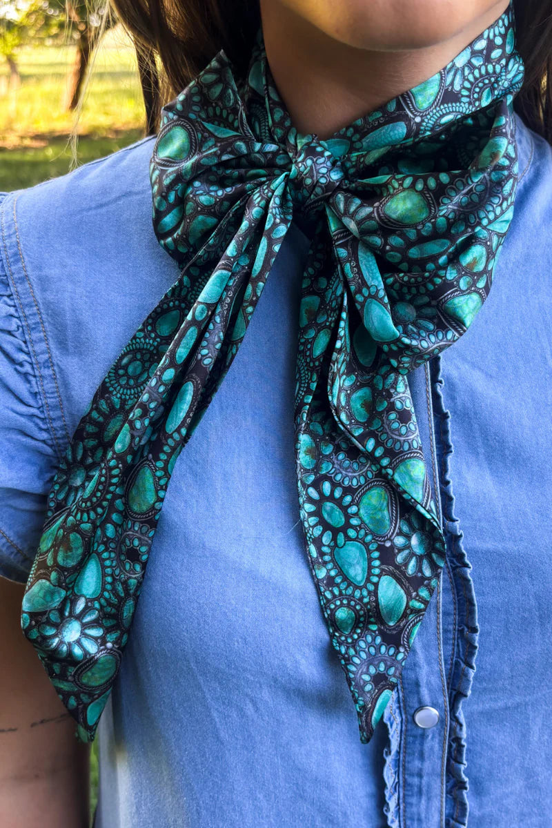 Turquoise clusters on neck tie 