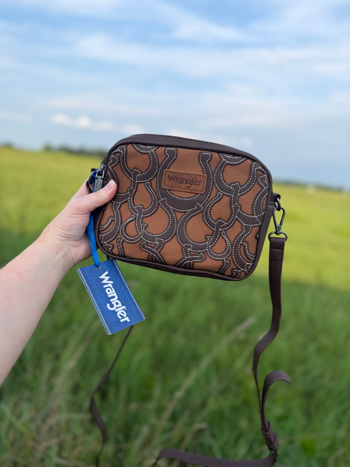 Wrangler Horseshoe Cutout Crossbody Bag