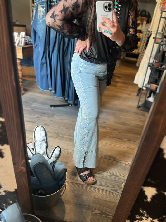 Coastal Pearl Jeans *Light Wash