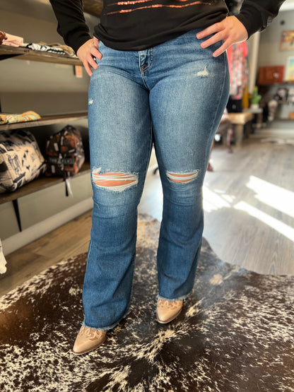 Boot Scootin’ Risen Flare Jeans