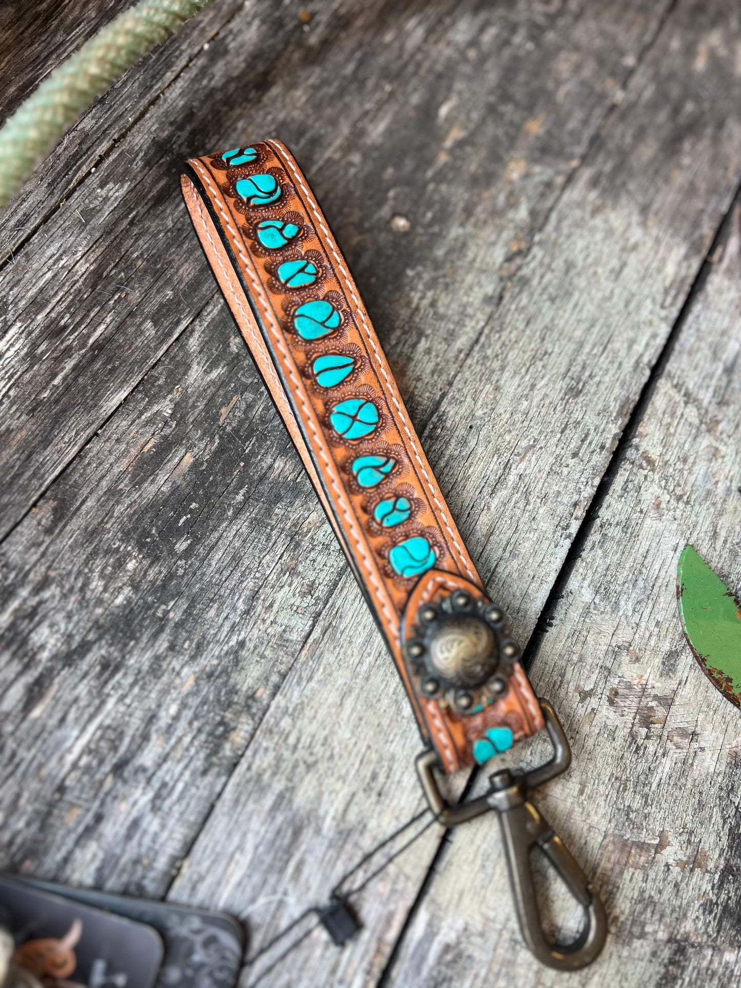 Turquoise Rocks Tooled AD Wristlet