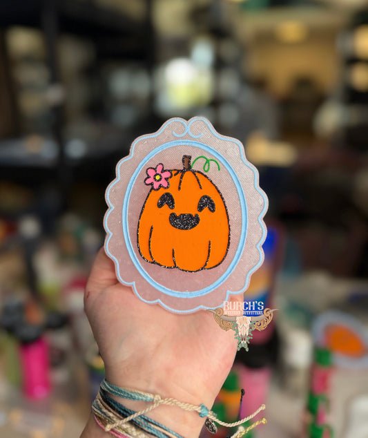 Cutie Pumpkin Frame Freshie