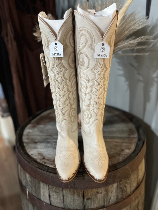 Ivory Black Boots