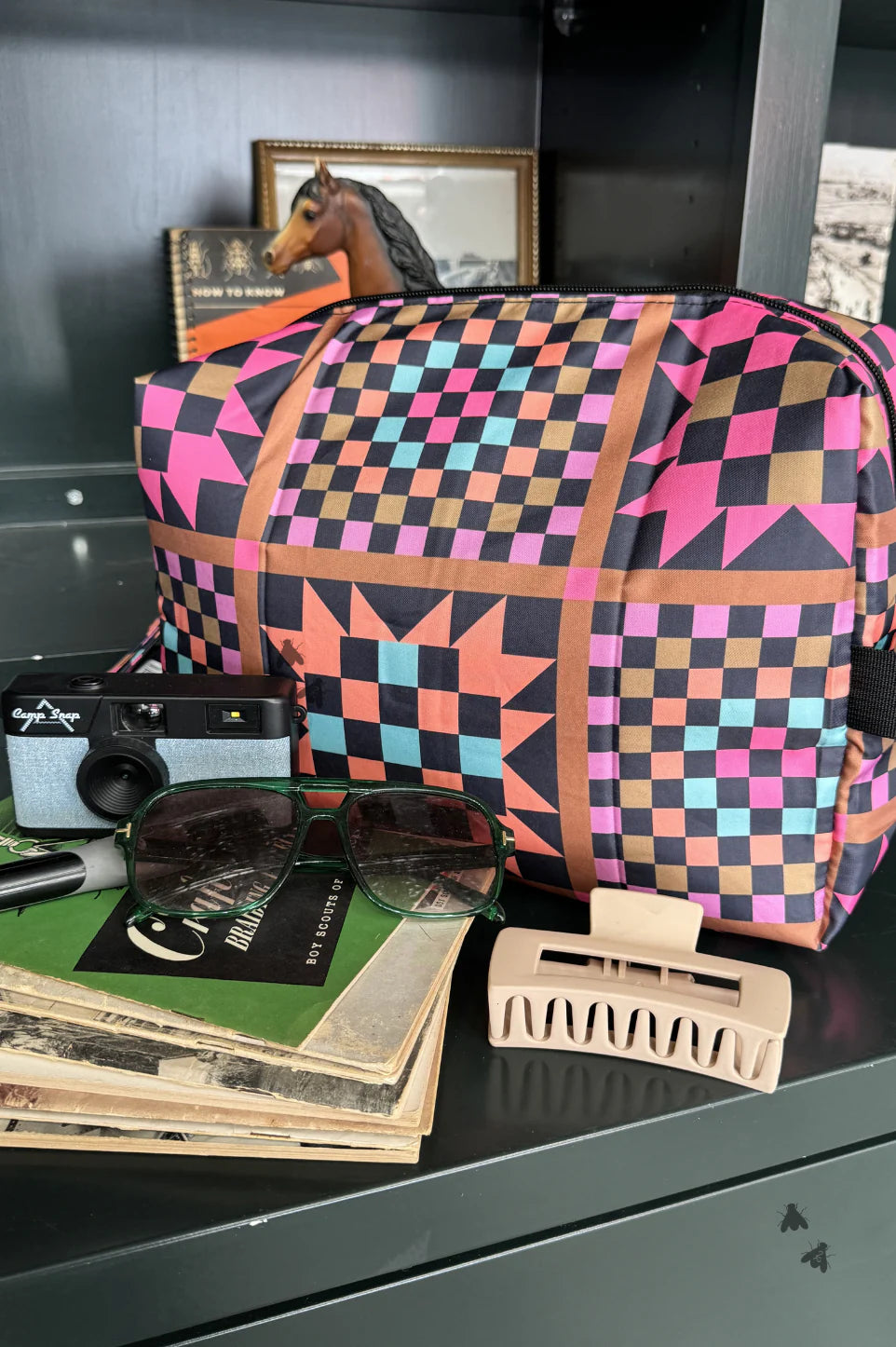 Ranch house Traveler Bag