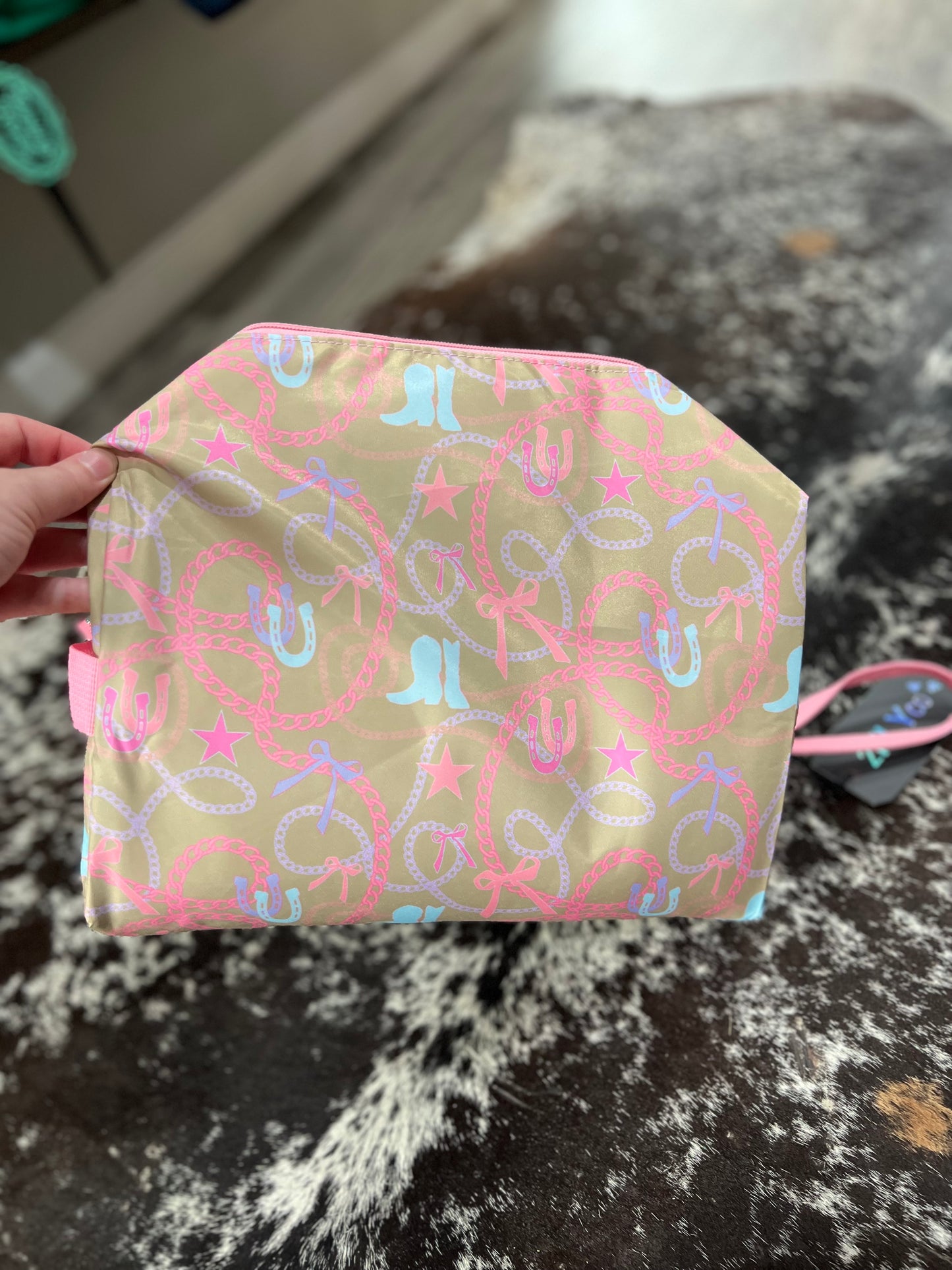 Pastel Rodeo XL Traveler Bag