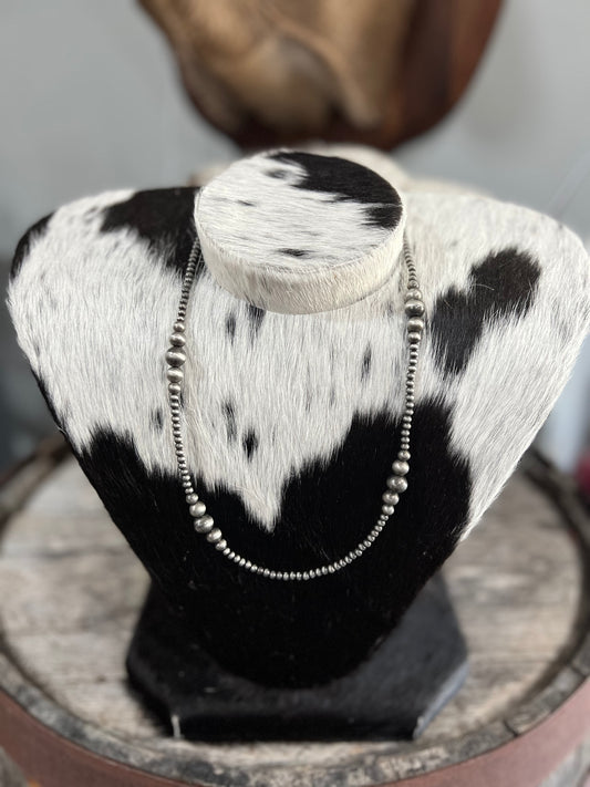 Graduated Silver Pearl Faux 22” Necklace