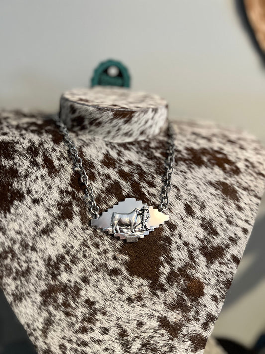 The Showman Faux Necklace