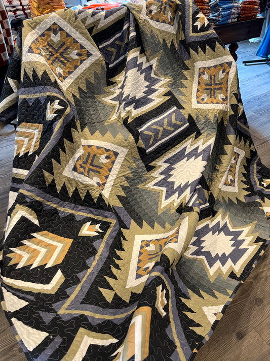 Navajo Berry 3 Piece Quilt Set